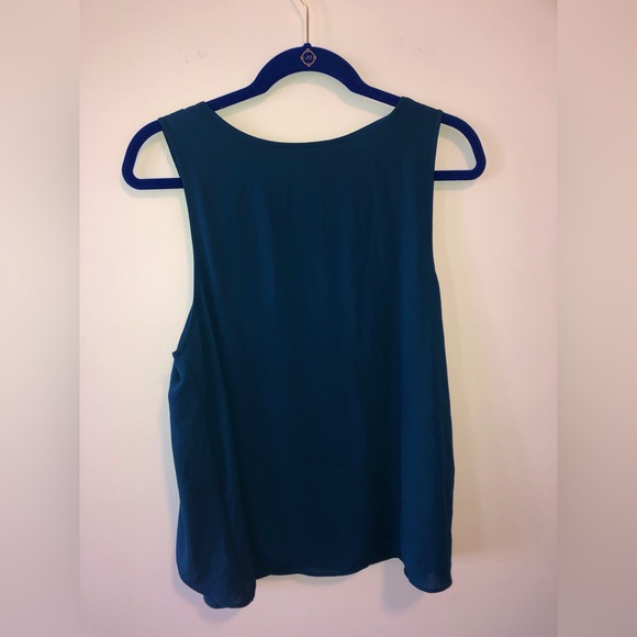 Ann Taylor work top - Picture 2 of 2